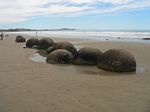 new_zealand__2007____1424___moeraki_boulders
